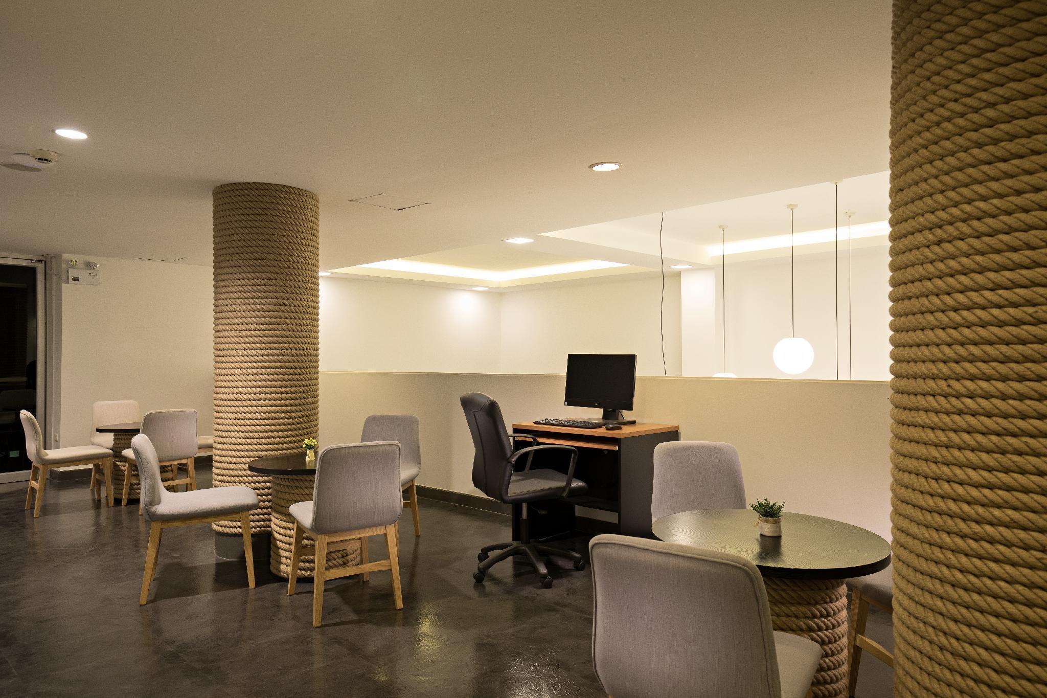 Journeyhub Pattaya Central Ngoại thất bức ảnh