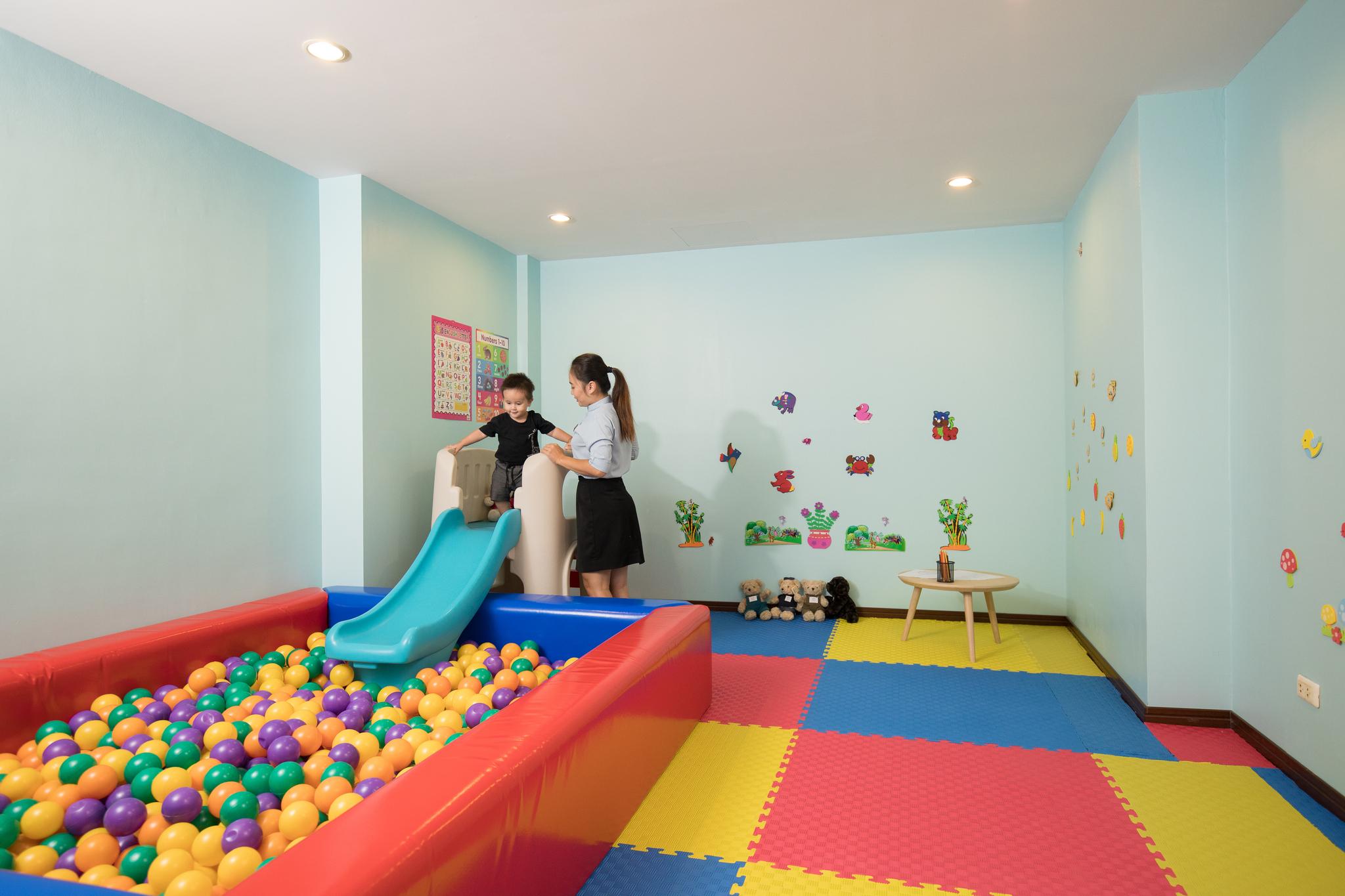 Journeyhub Pattaya Central Ngoại thất bức ảnh