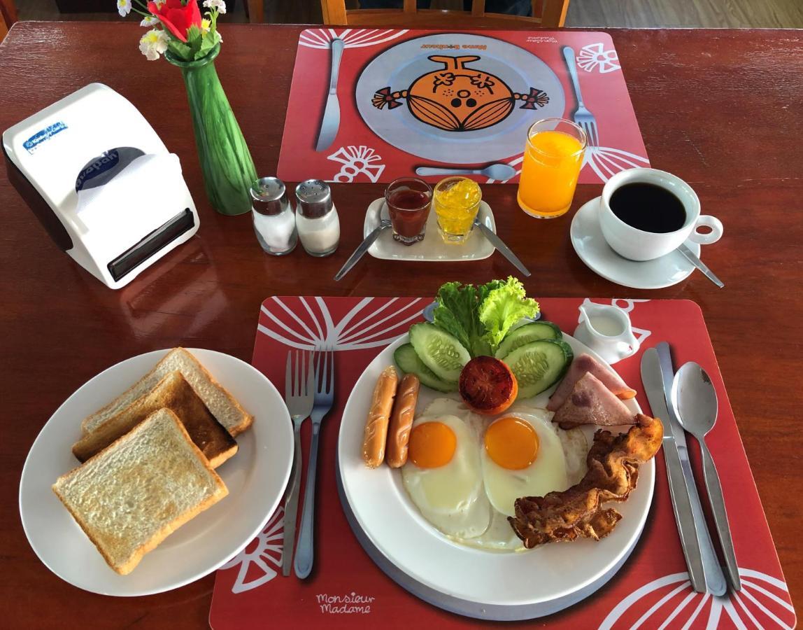 Journeyhub Pattaya Central Ngoại thất bức ảnh